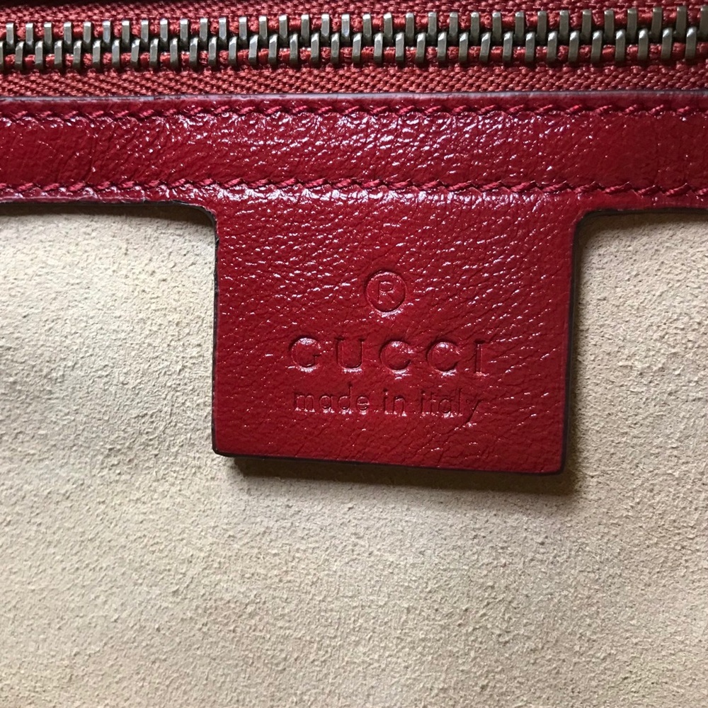 Gucci Red Quilted Medium Marmont Tote 524578 Bag - Picture 12 of 16